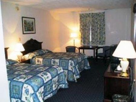 Rodeway Inn Amish Country Lancaster Room photo